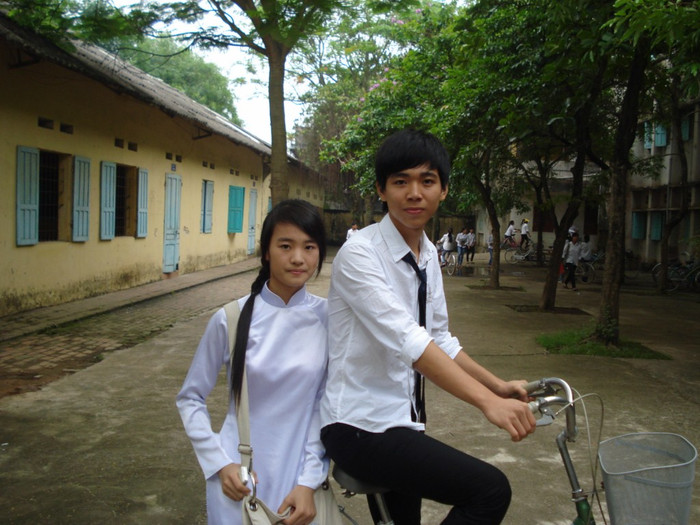 Nguyễn Thị Quỳnh Anh là người vui tính, hoà đồng, cởi mở, thân thiện với mọi người. Cô thích tụ tập cùng bạn bè, thích ăn kem mùa đông. Nguyễn Thị Quỳnh Anh là người vui tính, hoà đồng, cởi mở, thân thiện với mọi người. Cô thích tụ tập cùng bạn bè, thích ăn kem mùa đông.