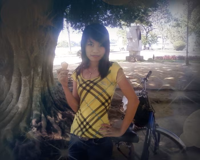 Phương châm sống của Hạnh Lê là : "Sống trên đời sống cần có một tấm lòng."