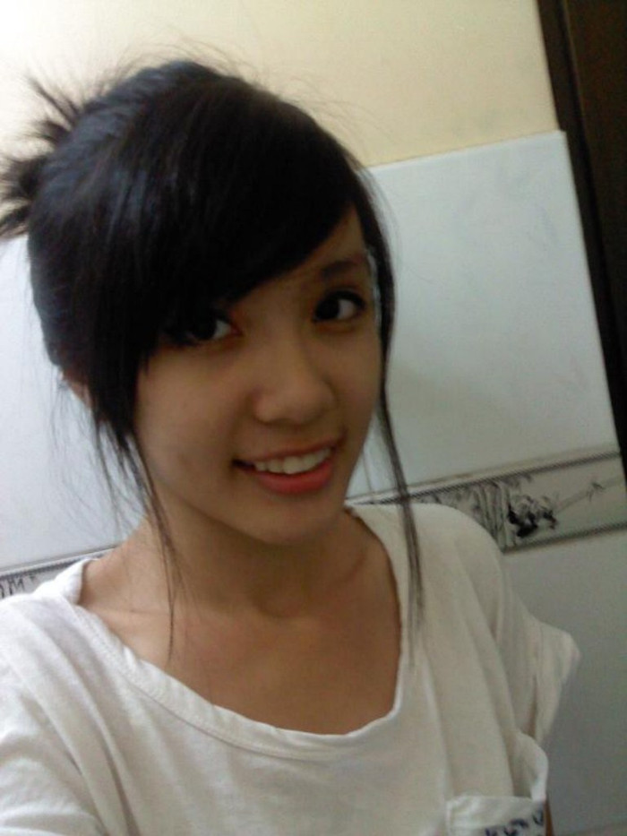 Châm ngôn sống của bạn Trương Mỹ Huệ : Life is a Beautiful Gift, Always smile to make it wonderful