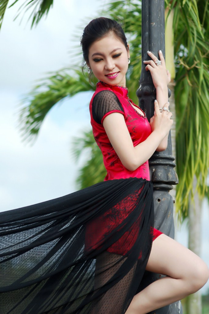 Bạn Lê Thị Bích Ngân hy vọng sẽ đượcgiao lưu và học hỏi với mọi người trong và ngoài nước