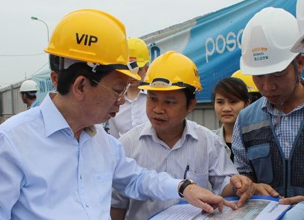 Người dân Thủ đô chờ đợi những biện pháp mạnh mẽ hơn nữa của Chủ tịch TP. Người dân Thủ đô chờ đợi những biện pháp mạnh mẽ hơn nữa của Chủ tịch TP.