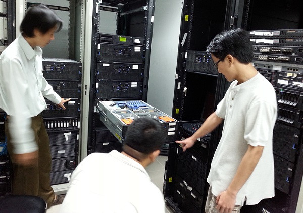 Sinh viên Trường Cao đẳng Viễn Đông được thực hành trên hệ thống công nghệ hiện đại nhất tại Việt Nam.