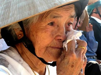 Những người hoạt động cách mạng trước tháng 1/1945 hay tới Cách mạng tháng Tám năm 1945 nay đều ở độ tuổi 85, liệu họ còn có con thi tốt nghiệp THPT? Ảnh minh họa. Những người hoạt động cách mạng trước tháng 1/1945 hay tới Cách mạng tháng Tám năm 1945 nay đều ở độ tuổi 85, liệu họ còn có con thi tốt nghiệp THPT? Ảnh minh họa.