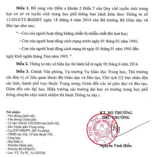 Thông tư 18 bổ sung đối tượng ưu tiên khi thi tốt nghiệp THPT mà Bộ Giáo dục và Đào tạo vừa ban hành khiến dư luận thêm một lần "sốc" nặng. Thông tư 18 bổ sung đối tượng ưu tiên khi thi tốt nghiệp THPT mà Bộ Giáo dục và Đào tạo vừa ban hành khiến dư luận thêm một lần "sốc" nặng.
