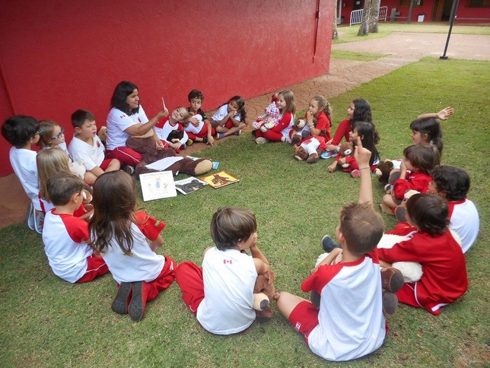 Lớp học hạnh phúc khiến cô và trò đều cảm thấy phấn khởi khi đến trường.