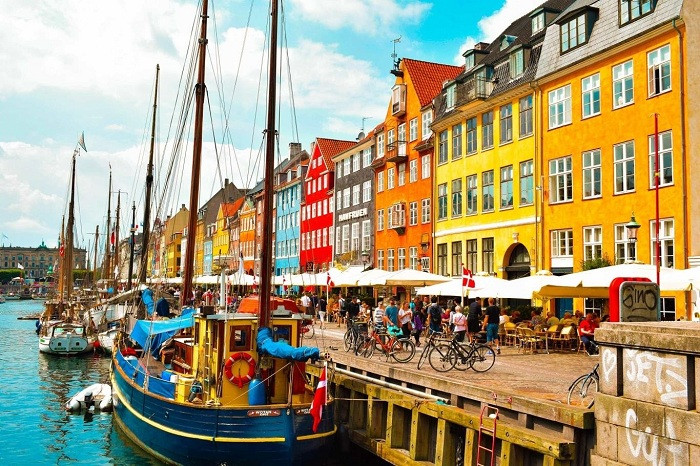 Copenhagen đa sắc màu (Đan Mạch). Copenhagen đa sắc màu (Đan Mạch).