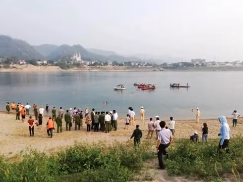 Thủ tướng yêu cầu làm rõ nguyên nhân khiến 8 cháu bé bị đuối nước tại Hoà Bình. (Ảnh: KT/ VOV)