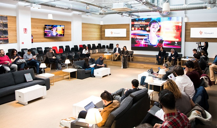 Toàn cảnh buổi họp báo. Toàn cảnh buổi họp báo.