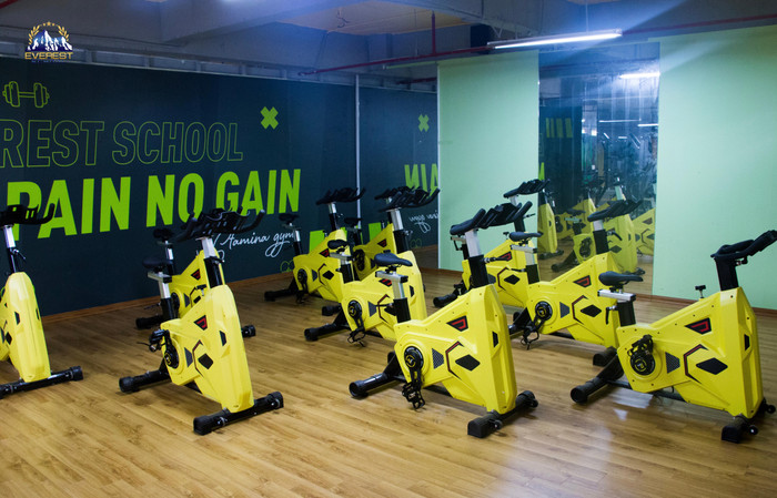 Mở thêm câu lạc bộ rèn luyện sức khoẻ là một trong những ý tưởng mới của thầy Nghiêm Nhật Anh song song với kế hoạch tư vấn lựa chọn nghề nghiệp trong tương lai dành cho học sinh phổ thông.