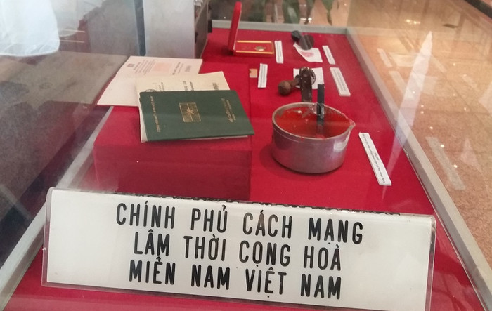 Những kỷ vật lịch sử của ngành ngoại giao Việt Nam. ảnh: Ngọc Quang.