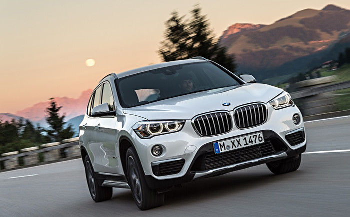 BMW X1 có vẻ ngoài sang trọng và mạnh mẽ. BMW X1 có vẻ ngoài sang trọng và mạnh mẽ.