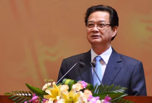 Thủ tướng Nguyễn Tấn Dũng nhận định tình hình tham nhũng xảy ra ở nhiều cấp, nhiều ngành và có diễn biến phức tạp.