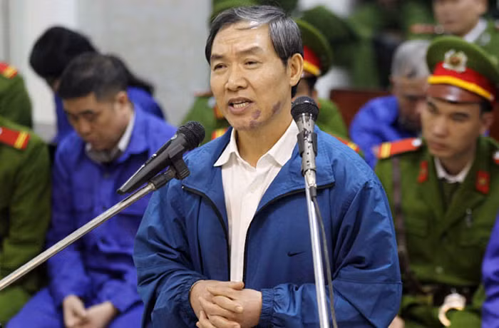 Ông Vũ Mão nhận định, cần sớm làm rõ lời khai của Dương Chí Dũng về sự liên quan tới một lãnh đạo của ngành công an để công bố cho toàn dân biết.