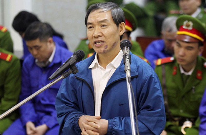 Ông Vũ Mão nhận định, cần sớm làm rõ lời khai của Dương Chí Dũng về sự liên quan tới một lãnh đạo của ngành công an để công bố cho toàn dân biết. Ông Vũ Mão nhận định, cần sớm làm rõ lời khai của Dương Chí Dũng về sự liên quan tới một lãnh đạo của ngành công an để công bố cho toàn dân biết.