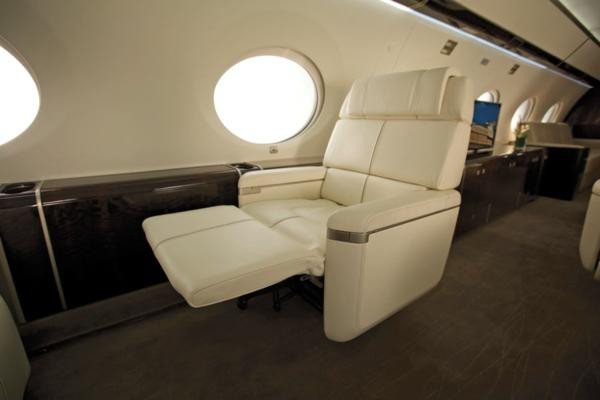 Ghế giúp hành khách có phút giây thư giãn, có thể ngồi, gác chân …