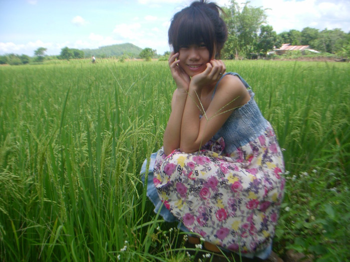 Ước mơ của Quỳnh là sẽ đậu đại học luôn thành công trong công việc và sự nghiệp mình đã lựa chọn. Ước mơ của Quỳnh là sẽ đậu đại học luôn thành công trong công việc và sự nghiệp mình đã lựa chọn.