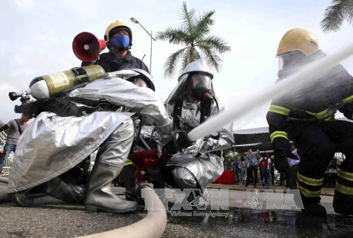 Sân bay, cửa khẩu quốc tế được lắp đặt hệ thống cảnh báo phóng xạ ảnh 2 Sân bay, cửa khẩu quốc tế được lắp đặt hệ thống cảnh báo phóng xạ ảnh 2