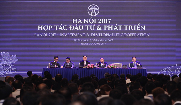 Hội nghị Hà Nội 2017 - Hợp tác đầu tư và Phát triển thu hút sự quan tâm của hàng trăm doanh nghiệp trong và ngoài nước. ảnh: AT. Hội nghị Hà Nội 2017 - Hợp tác đầu tư và Phát triển thu hút sự quan tâm của hàng trăm doanh nghiệp trong và ngoài nước. ảnh: AT.