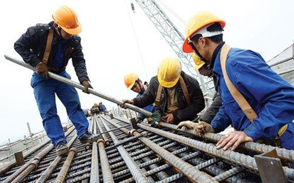 Cắt giảm các công trình, dự án có mức độ ưu tiên thấp hơn để tập trung bố trí vốn cho một số dự án lớn. ảnh: CAND. Cắt giảm các công trình, dự án có mức độ ưu tiên thấp hơn để tập trung bố trí vốn cho một số dự án lớn. ảnh: CAND.