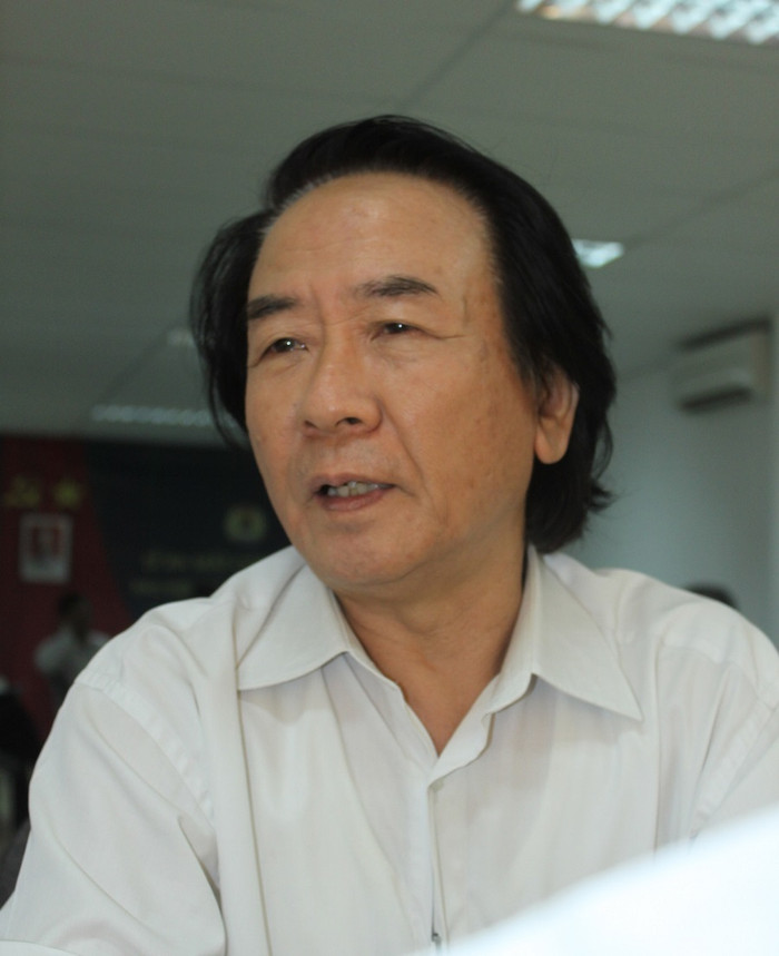 TS.Nguyễn Xuân Thủy nhận định, giải pháp quan trọng nhất là phải đầu tư hạ tầng giao thông tốt, phát triển các loại phương tiện công cộng cần thiết để tạo thành hệ thống giao thông hiện đại thì mới giải quyết được tận gốc vấn nạn ùn tắc. ảnh: GDVN.