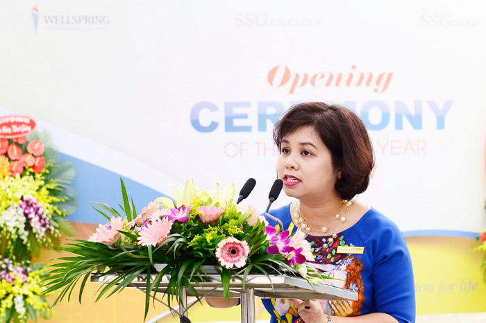 Bà Lê Tuệ Minh - Chủ tịch điều hành hệ thống Wellspring, người luôn tràn đầy nhiệt huyết với công tác đào tạo, giáo dục của nhà trường. ảnh: Hương Giang.