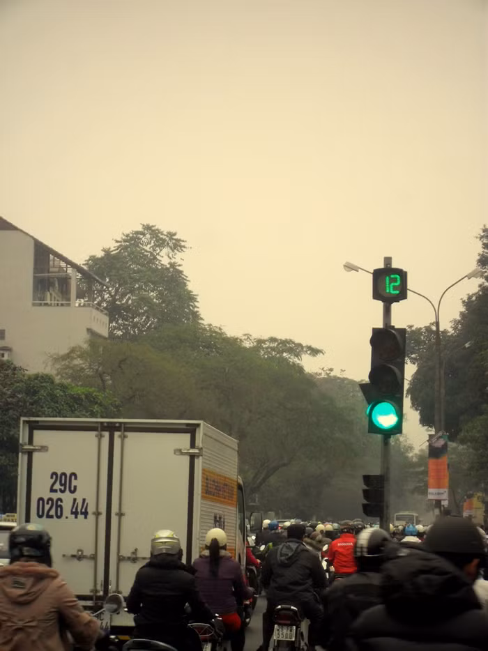 8h22' tại đường Nguyễn Thái Học.