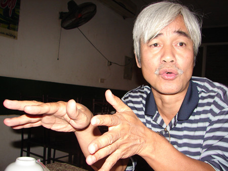 Nhà phê bình Phạm Xuân Nguyên: Chúng ta đang tàn phá sinh thái văn hóa Nhà phê bình Phạm Xuân Nguyên: Chúng ta đang tàn phá sinh thái văn hóa