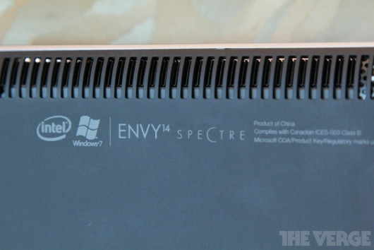 Khe tản nhiệt. Khe tản nhiệt.