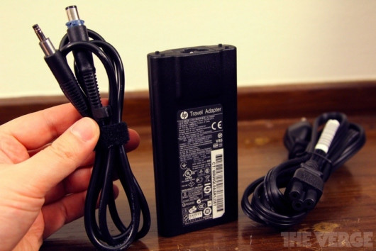 Bộ sạc pin chuyên dụng. Bộ sạc pin chuyên dụng.