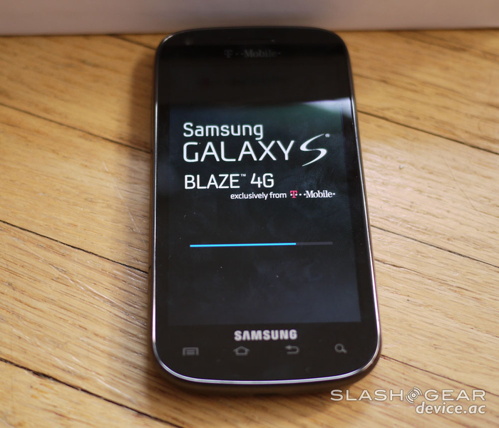 Galaxy S 4G Blaze được T-Mobile và Samsung công bố chính thức tại MWC 2012 Galaxy S 4G Blaze được T-Mobile và Samsung công bố chính thức tại MWC 2012