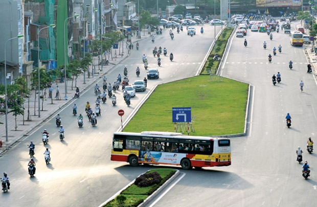 Tuyến đường Kim Liên - Ô Chợ Dừa chỉ hơn 500m nhưng đã phải đầu tư tới hơn 500 tỷ đồng. ảnh: Doanh nhân Sài gòn. Tuyến đường Kim Liên - Ô Chợ Dừa chỉ hơn 500m nhưng đã phải đầu tư tới hơn 500 tỷ đồng. ảnh: Doanh nhân Sài gòn.