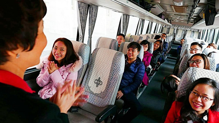 Đây là năm thứ 3 liên tiếp, Techcombank thực hiện chương trình phúc lợi “Hành trình yêu thương”. Đây là năm thứ 3 liên tiếp, Techcombank thực hiện chương trình phúc lợi “Hành trình yêu thương”.