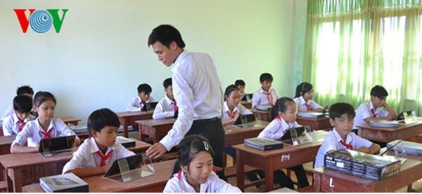 Thầy cô giáo ơi, đừng vội trách người khác! (Ảnh minh họa: vov.vn). Thầy cô giáo ơi, đừng vội trách người khác! (Ảnh minh họa: vov.vn).