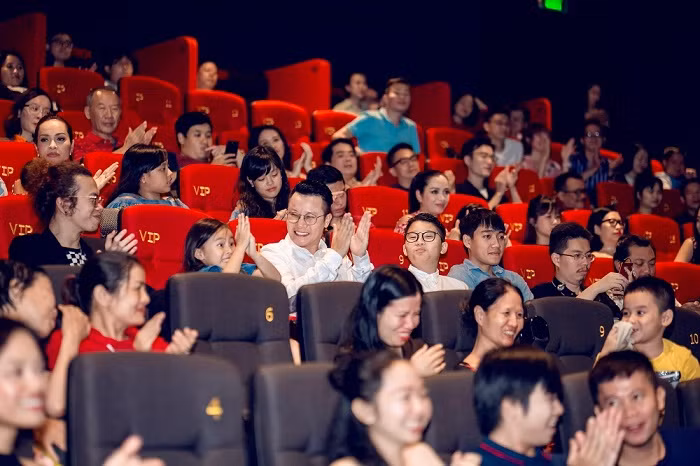 Không chỉ trẻ em, người lớn cũng có những giây phút bật cười bởi sự ngộ nghĩnh của nhân vật.