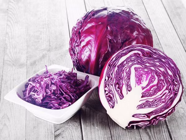 10 lợi ích tuyệt vời của rau bina đỏ ảnh 2