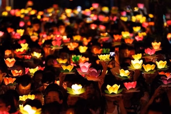 Mùa Vu Lan, mùa tri ân (Ảnh minh họa: laodong.vn). Mùa Vu Lan, mùa tri ân (Ảnh minh họa: laodong.vn).