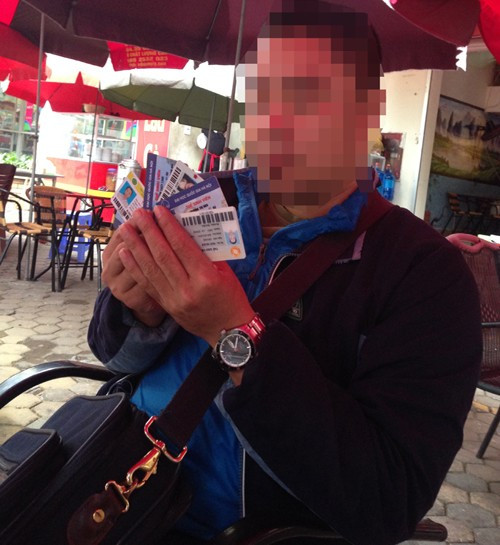 Vấn nạn làm thẻ sinh viên giả (Ảnh minh họa: báo Pháp luật đời sống). Vấn nạn làm thẻ sinh viên giả (Ảnh minh họa: báo Pháp luật đời sống).