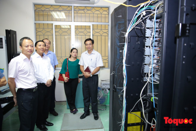Lãnh đạo Trung tâm Công nghệ thông tin – Bộ Văn hóa, Thể thao và Du lịch tham quan hạ tầng tại Trường Đại học Công nghệ Đại học Quốc gia Hà Nội. Lãnh đạo Trung tâm Công nghệ thông tin – Bộ Văn hóa, Thể thao và Du lịch tham quan hạ tầng tại Trường Đại học Công nghệ Đại học Quốc gia Hà Nội.