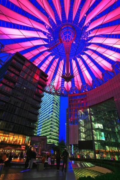 Cao ốc khu mua sắm