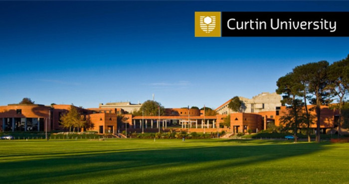 4. Curtin University Đại học Công nghệ Curtin là trường đại học Úc có tiếng là tiên tiến và năng động, và cũng đã được công nhận là nhà cung cấp giáo dục hàng đầu trên đấu trường quốc tế. Là một trong những trường đại học mang tính toàn diện nhất nước Úc, Curtin cam kết thực hiện việc giảng dạy, học tập, nghiên cứu và phát triển có tính bổ sung và liên thông.