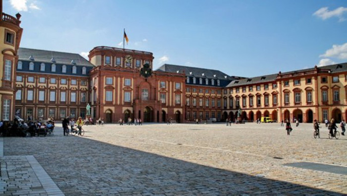 Mannheim, University of Mannheim Mannheim, University of Mannheim