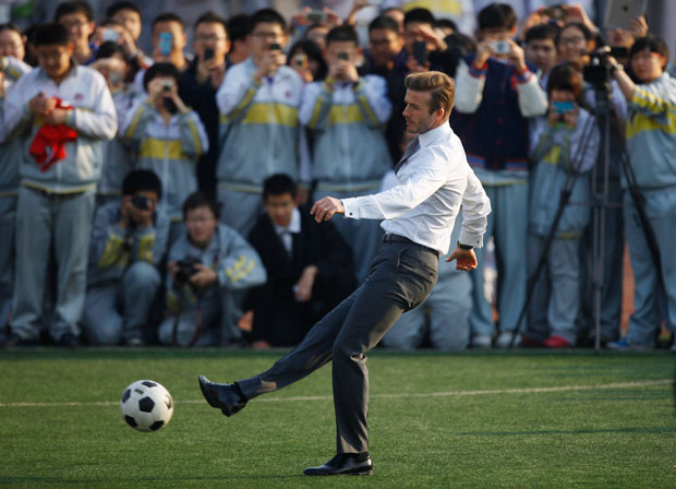 Đường chuyền bằng chân phải đã trở thành thương hiệu.