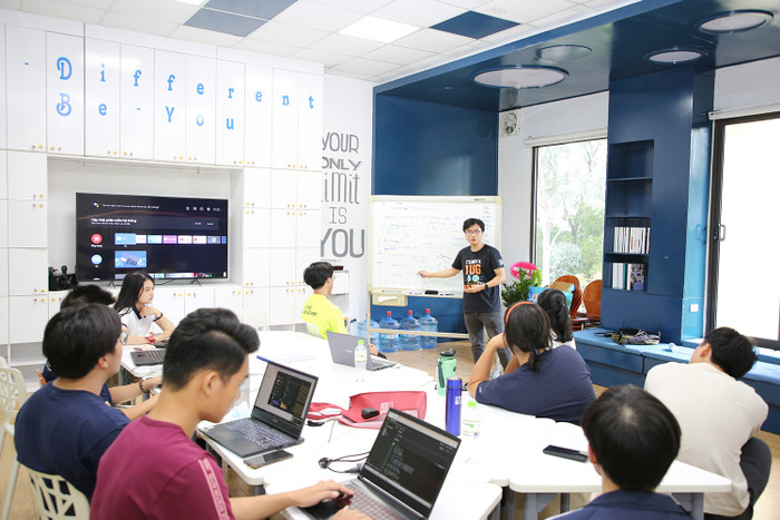 Nguồn ảnh minh họa: Website Trường Đại học Công nghệ - Đại học Quốc gia Hà Nội. image009-2-8754.jpg