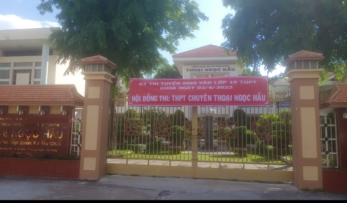 Hội đồng thi Trung học phổ thông chuyên Thoại Ngọc Hầu (Ảnh: Khánh Văn)