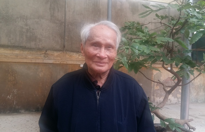 Trung tướng Nguyễn Quốc Thước cảnh báo, cán bộ giàu lên bất thường trong khi dân thì nghèo là một nguy cơ gây ra sự chia rẽ ngày càng sâu sắc trong đời sống xã hội. ảnh: Ngọc Quang.