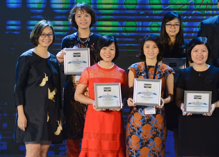 Vingroup là "nhà phát triển bất động sản tốt nhất Việt Nam năm 2017" ảnh 2 Vingroup là "nhà phát triển bất động sản tốt nhất Việt Nam năm 2017" ảnh 2