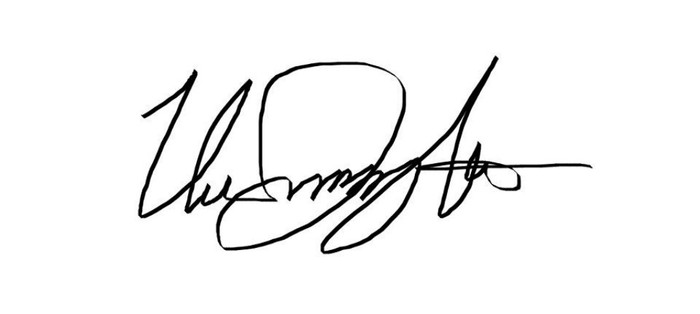 Vũ ký tên bằng công cụ chỉnh sửa ảnh Paint rất đẹp mắt và thuần thục. Vũ ký tên bằng công cụ chỉnh sửa ảnh Paint rất đẹp mắt và thuần thục.