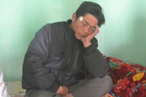 Người nhà nạn nhân Hoàng Văn Tuấn đau buồn trước sự mất tích của con trai Người nhà nạn nhân Hoàng Văn Tuấn đau buồn trước sự mất tích của con trai