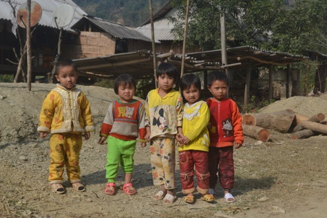 Đối với nhiều thầy cô giáo công tác trên vùng cao, việc học sinh đến trường học đầy đủ đã trở thành "phần thưởng" lớn lao Đối với nhiều thầy cô giáo công tác trên vùng cao, việc học sinh đến trường học đầy đủ đã trở thành "phần thưởng" lớn lao