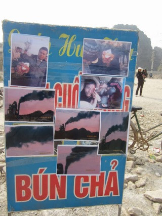 Những hình ảnh minh chứng cho việc nhà máy xi măng Xuân Thành thuê côn đồ đánh dân dẫn đến thương tích nghiêm trọng?